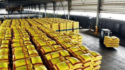 中國鐵路北京局全力搶裝搶卸化肥，保障京津冀地區春耕需求